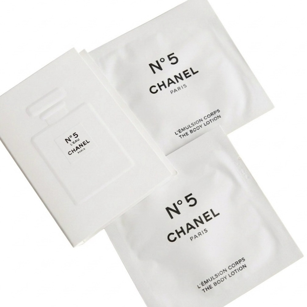 Chanel No 5 L’EAU perfume sample + 2 body lotion sachets set